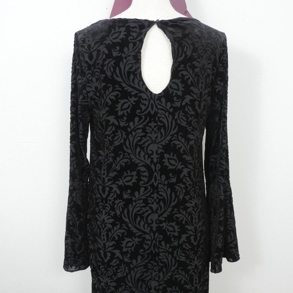 ECI Black Velvet Floral Embossed Long Bell Sleeve Size Medium Shift Dress - Picture 9 of 11